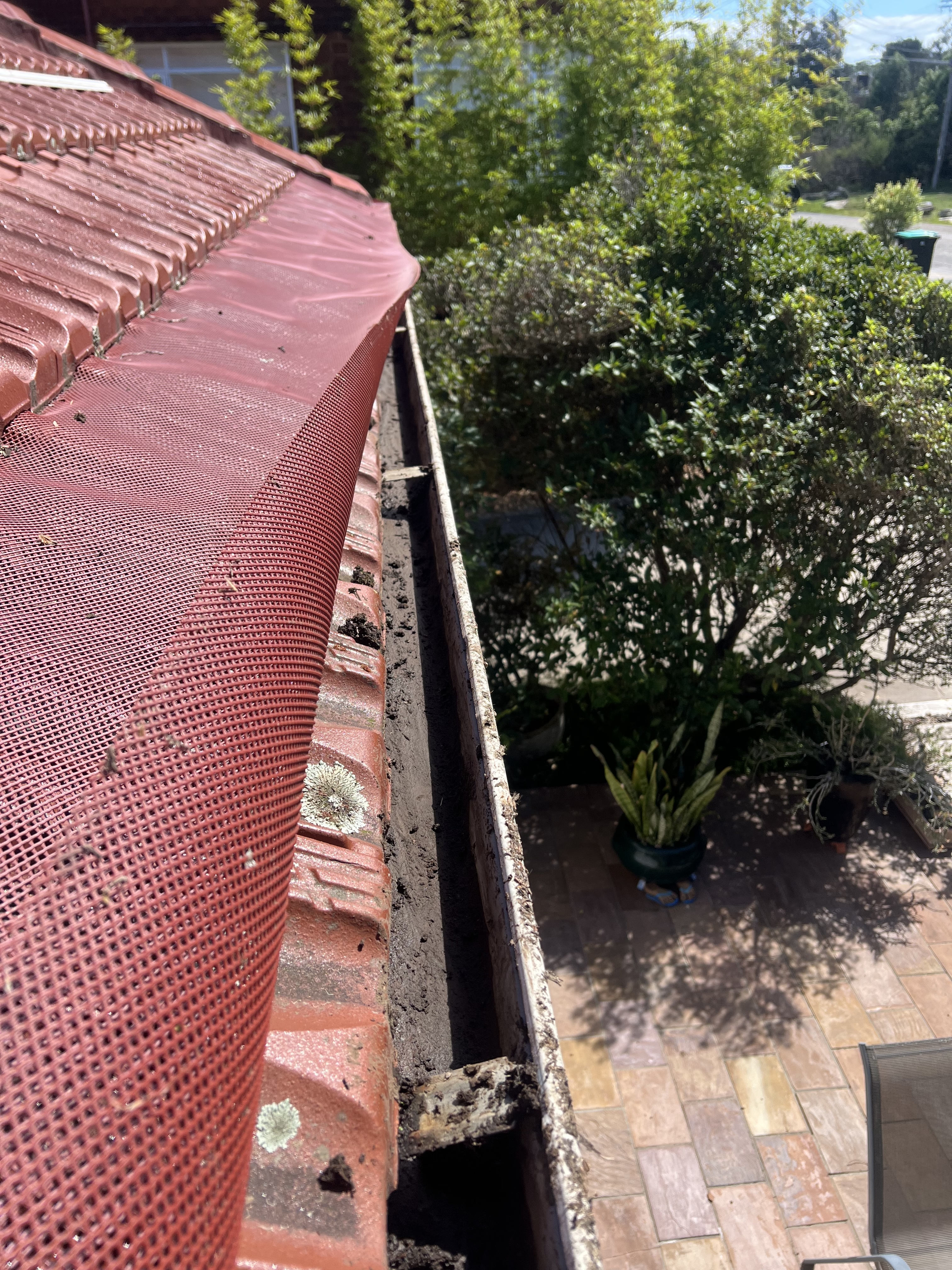 Gutter after cleaning