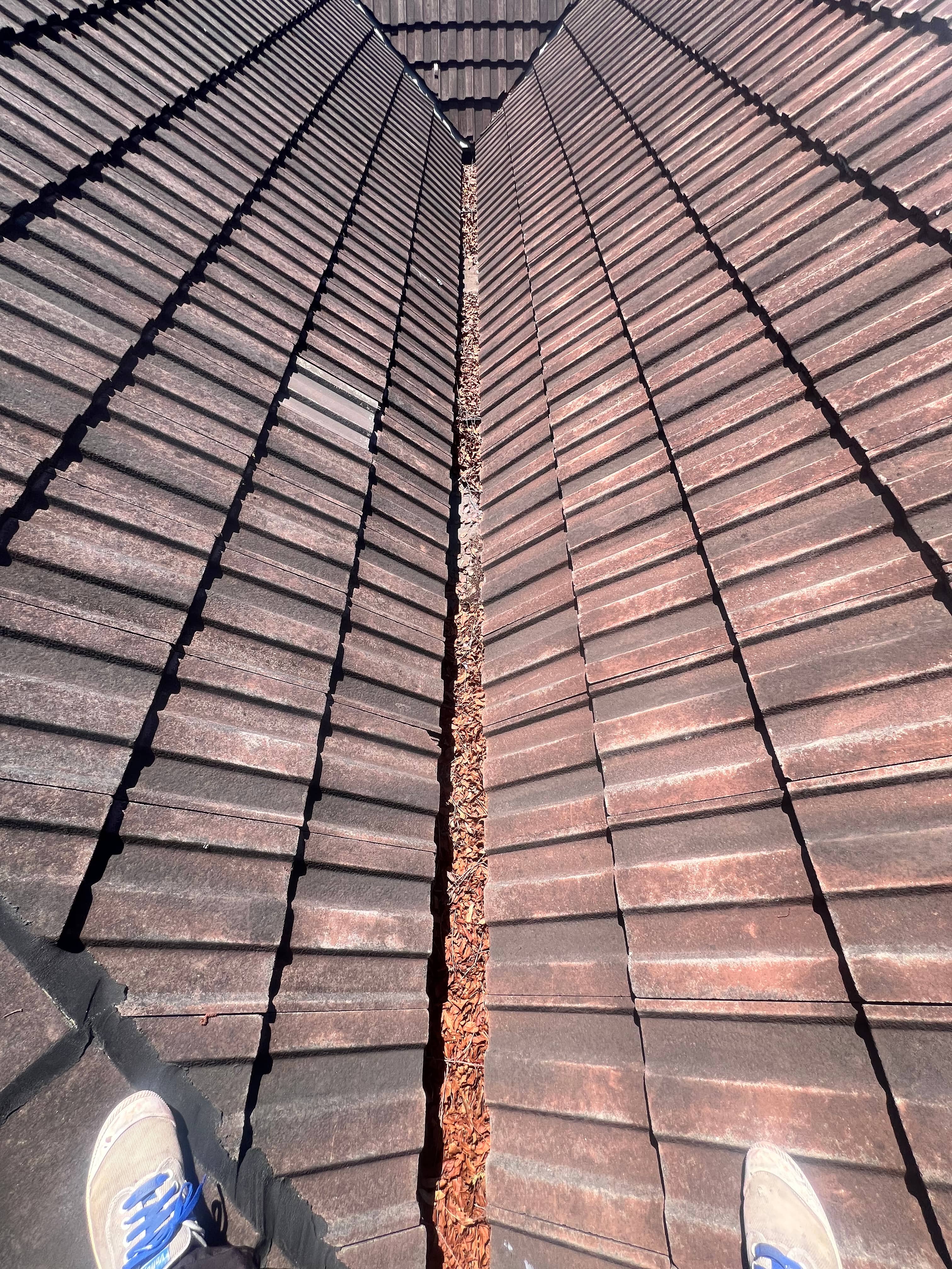 Valley gutter before cleaning